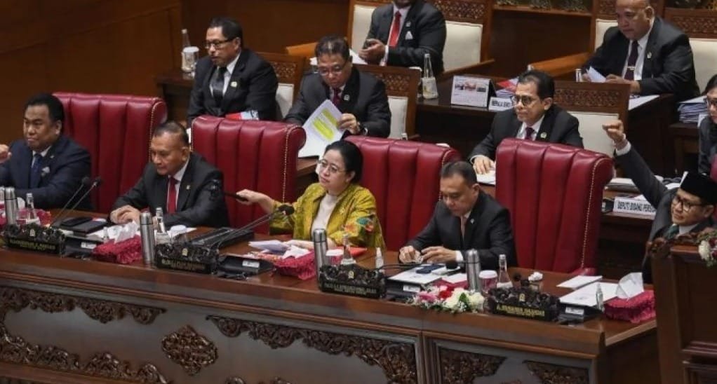 Menjaga Nadi Demokrasi: Memahami Hak Interpelasi, Angket, dan Menyatakan Pendapat DPR