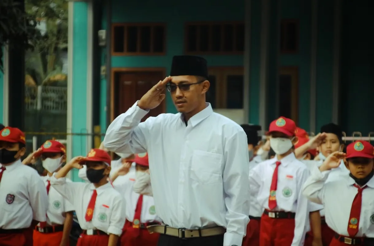 Keteladanan Wakil Rakyat: Inspirasi Pendidikan Kewarganegaraan yang Otentik Keteladanan Wakil Rakyat: Inspirasi Pendidikan Kewarganegaraan yang Otentik