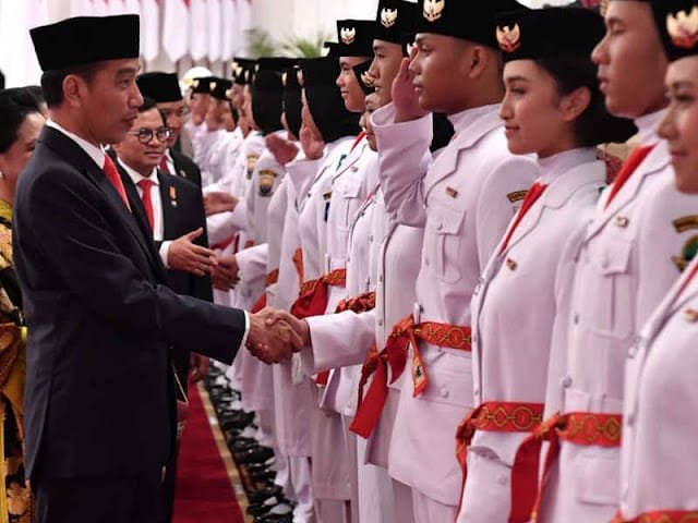 Forum Ekonomi Baru Bloomberg