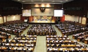 Parlemen Adalah Lembaga Politik sistem Politik Indonesia, Politik, Hukum, dan Pendidikan Kewarganegaraan: Simbiosis Penting untuk Masa Depan Bangsa