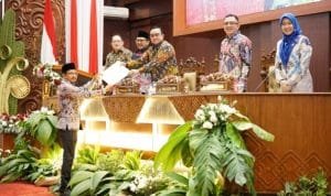 Banggar DPRD Jatim Banggar DPRD Jatim