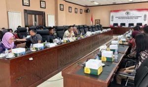 dprd-kaltim dprd kaltim