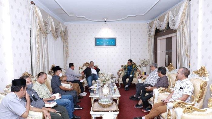 Suasana Kunjungan DPRD Sulbar ke DPRD Sultengds