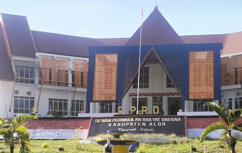 Kasus Korupsi Proyek DPRD Alor