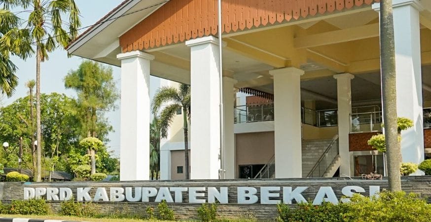 DPRD Desak Bupati Bekasi Ketua DPRD Bekasi