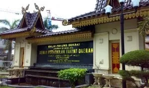 DPRD Pekanbaru DPRD Pekanbaru