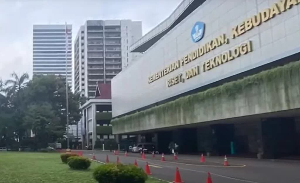 Kemendiktisaintek Kemendiktisaintek