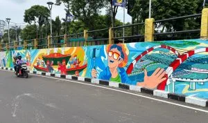Mural Gubeng Pojok usai diperbaiki 3