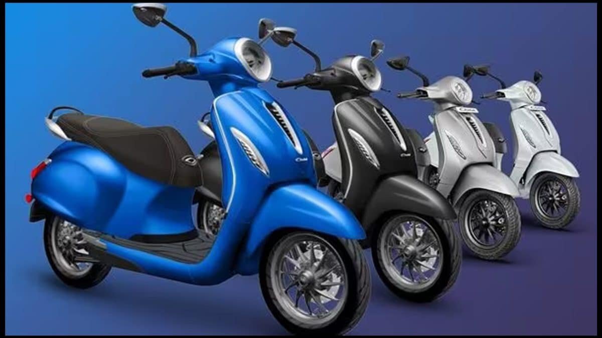 bajaj chetak scaled 1