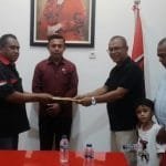 balon bupati ende yosef badeoda resmi mendaftar di dpc pdi perjuangan dWYNkmBpsJ