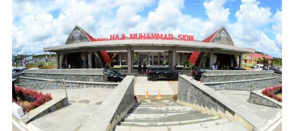 310321 bandara 1024x455 1