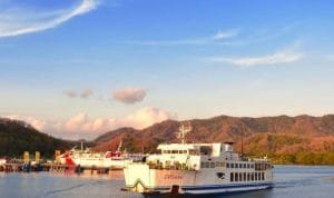 Jadwal-Kapal-Pelni-Dari-Pelabuhan-Lembar-Lombok-e1595234165754.jpg Jadwal Kapal Pelni Tahun 2026 Jadwal Kapal Feri Rute Bira ke Sulawesi Tenggara