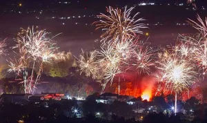 Pesta Kembang Api Tahun Baru 2025 di Bekasi
