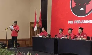 Armuji DPC PDIP Surabaya