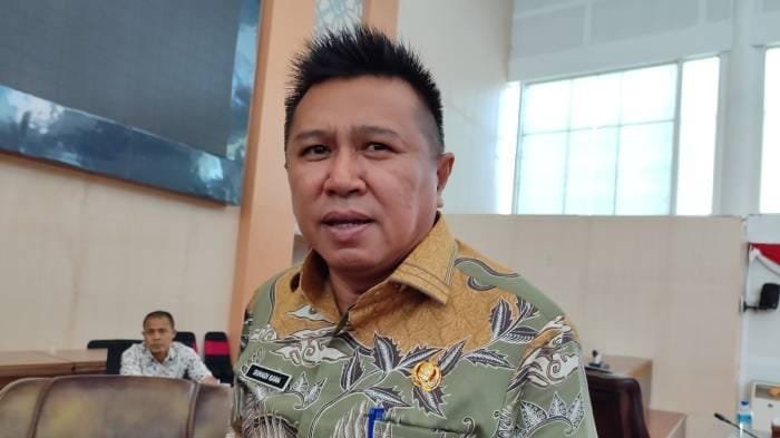 Sekwan DPRD Lombok Tengah Suhadi Kana