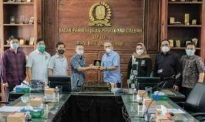 imgonline com ua CompressToSize nUp9embQwVOZ1I3m