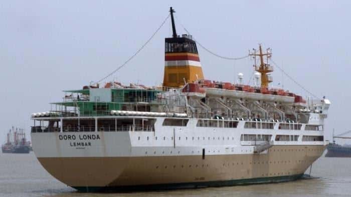 KM Doloronda berlayar 1