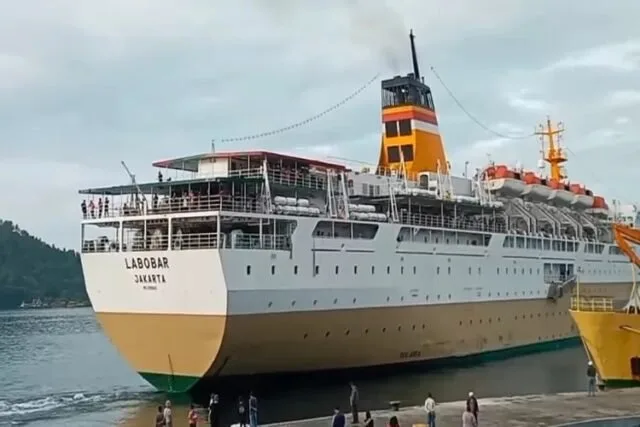 Jadwal Kapal Pelni, Sorong ke Bau Bau