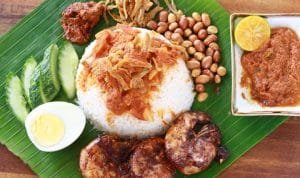 Nasi%2Blemak%2BMalaysian%2BCoconut%2Bmilk%2Brice.jpg Nasi lemak Malaysian Coconut milk rice 1