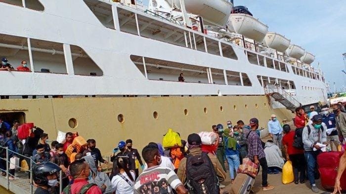 Jadwal Kapal Pelni KM Kelud