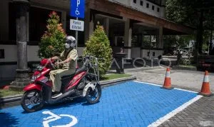 parkir khusus difabel balai kota solo x6ih dom