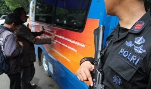 5b0c1247f3c1b penukaran uang baru jelang lebaran 1265 711