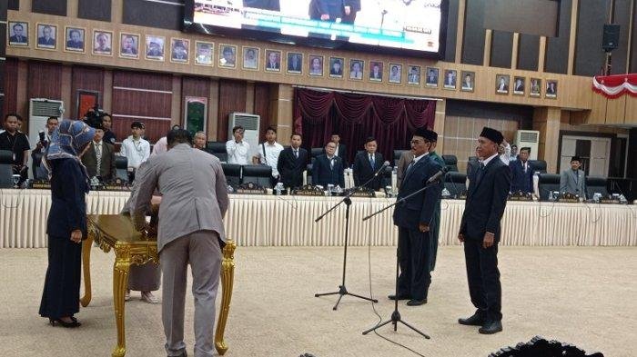 DPRD Provinsi Sulawesi Tengah menggelar rapat ds
