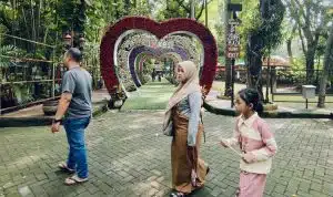 KBS Kebun Binatang Surabaya