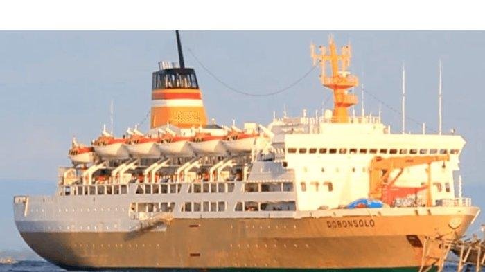 calon penumpang KM Dobonsolo