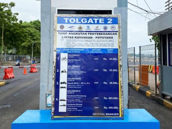 discover lombok property lombok to sumbawa ferry 5 592x444 2