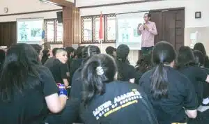 diskusi wawasan kebangsaan Ketua DPRD Surabaya Adi Sutarwijono