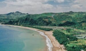 pantai gemah trentavel