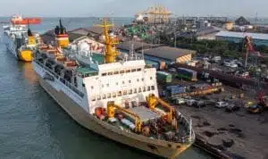 perjalanan-kapal-pelni-1.jpg perjalanan kapal pelni 1