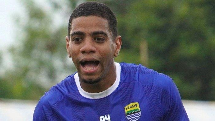 20250630 Persib Uilliam Barros 01
