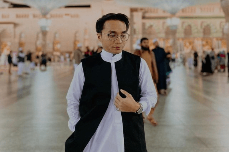 Desain tanpa judul 2025 10 03T200713.380 800x533 1