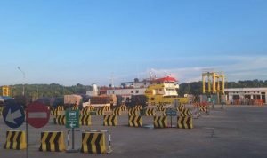 Kapal Barau di Punggur