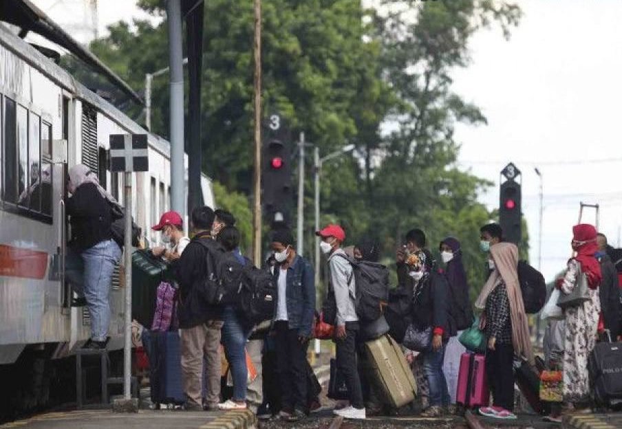 Angkutan Lebaran 2026: KAI Daop 8 Surabaya