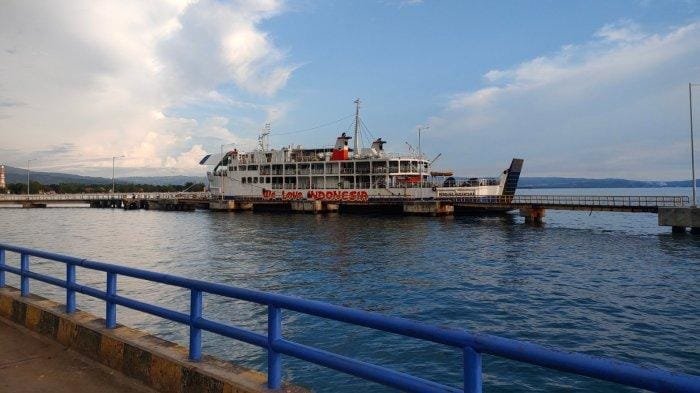 penyeberangan rute Kolaka Bajoe pelabuhan Ferry Kolaka