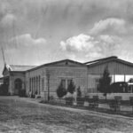 2 Stasiun Surabaya Gubeng di tahun 1880 an foto oleh H. Salzwedel