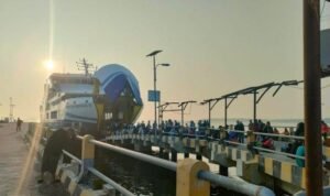 Arus mudik di Natuna pakai KMP Bahtera Nusantara 01