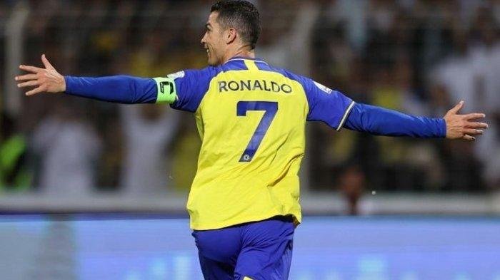 Cristiano Ronaldo menang 4 gol untuk Al Nasr