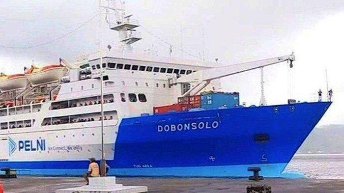 KAPAL PELNI KM DOBONSOLO layani rute Baubau Ambon