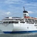 Kapal Pelni KM Dorolonda 1
