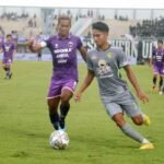 antarafoto persebaya kalahkan persita 18012023 bal 5