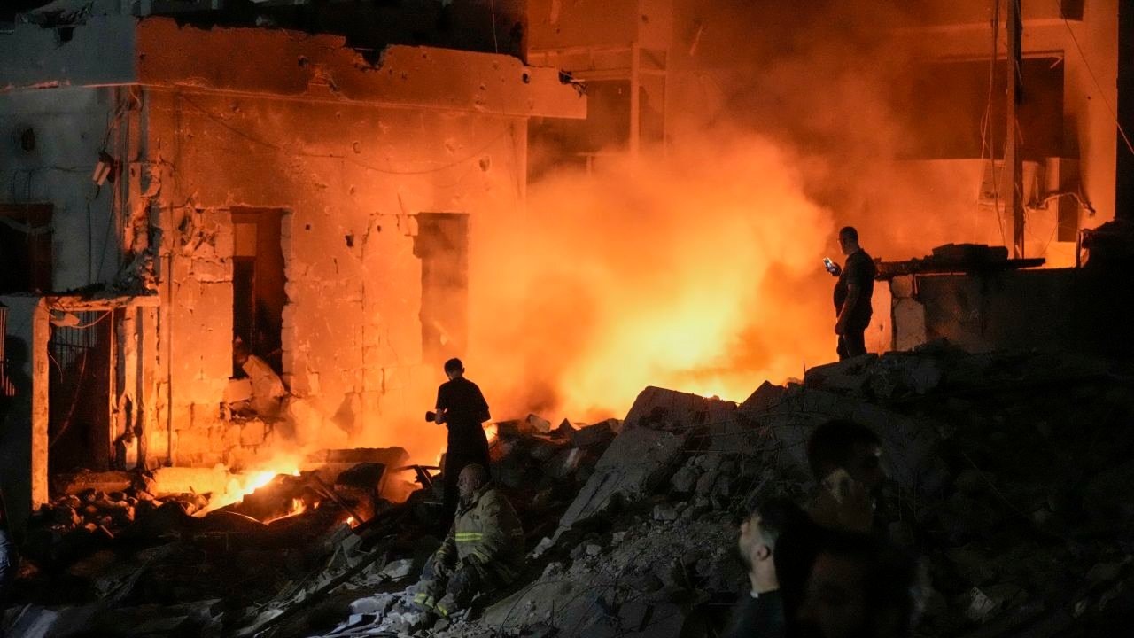 ap24284657242689.jpg ap24284657242689