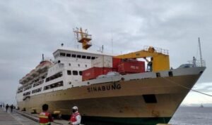 jadwal kapal ternate km sinabung sabtu 15 oktober 2022