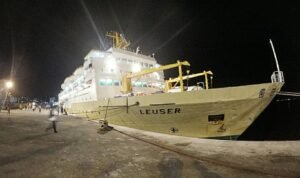 km leuser pelni makassar 2