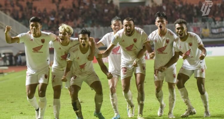 persik kediri vs psm makassar laga berat sebelah ehj 1