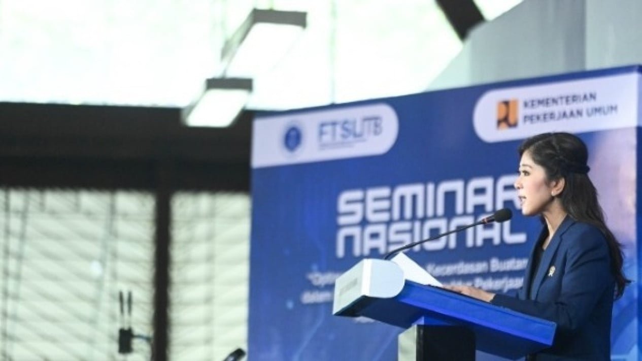 676f531ed9dca menteri komunikasi dan digital meutya hafid wisata