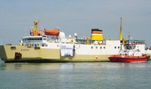 Kapal Pelni KM Egon 1